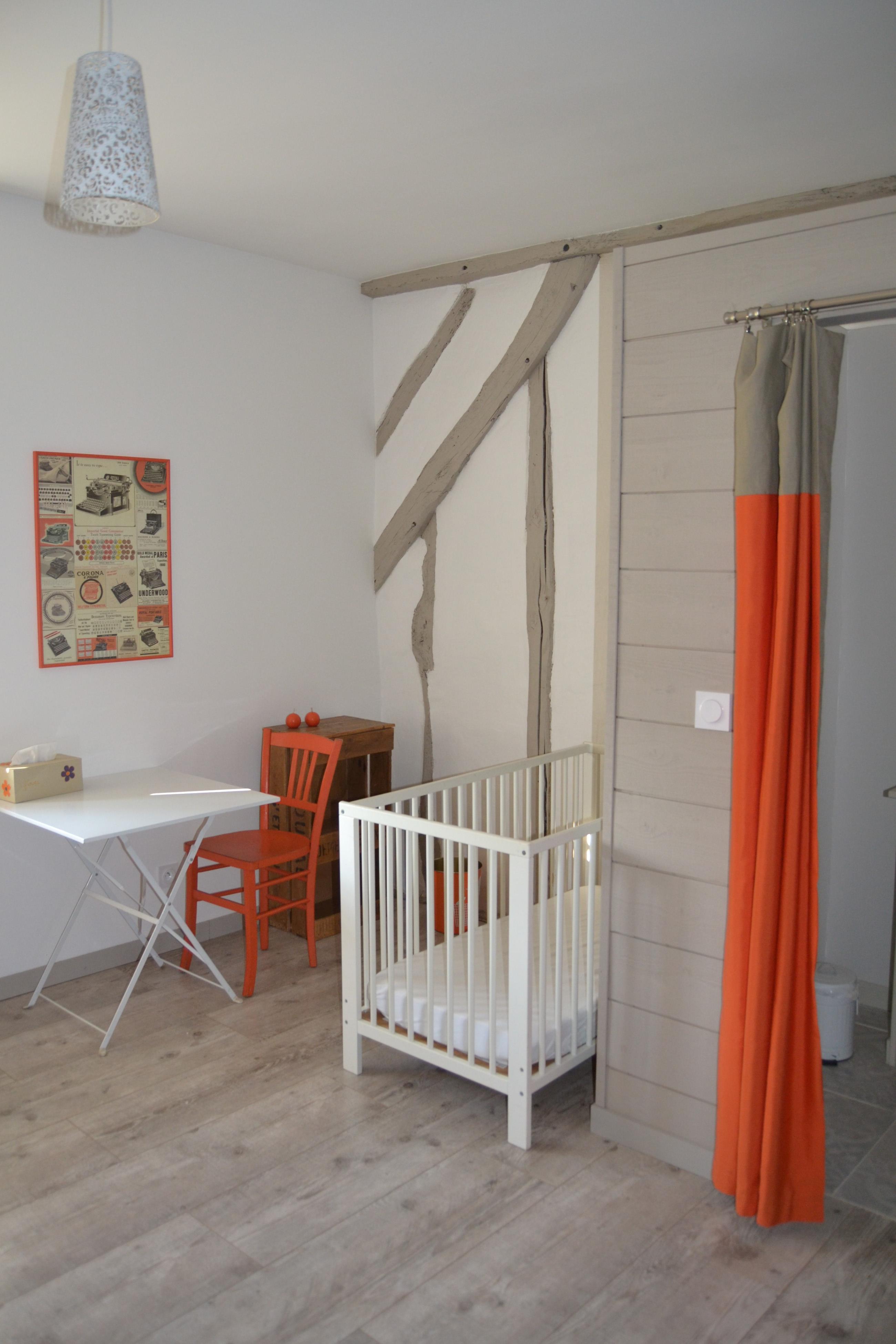 la chambre de l'étage